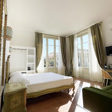 Isola - Smart Aparthotel Месина Екстериор снимка