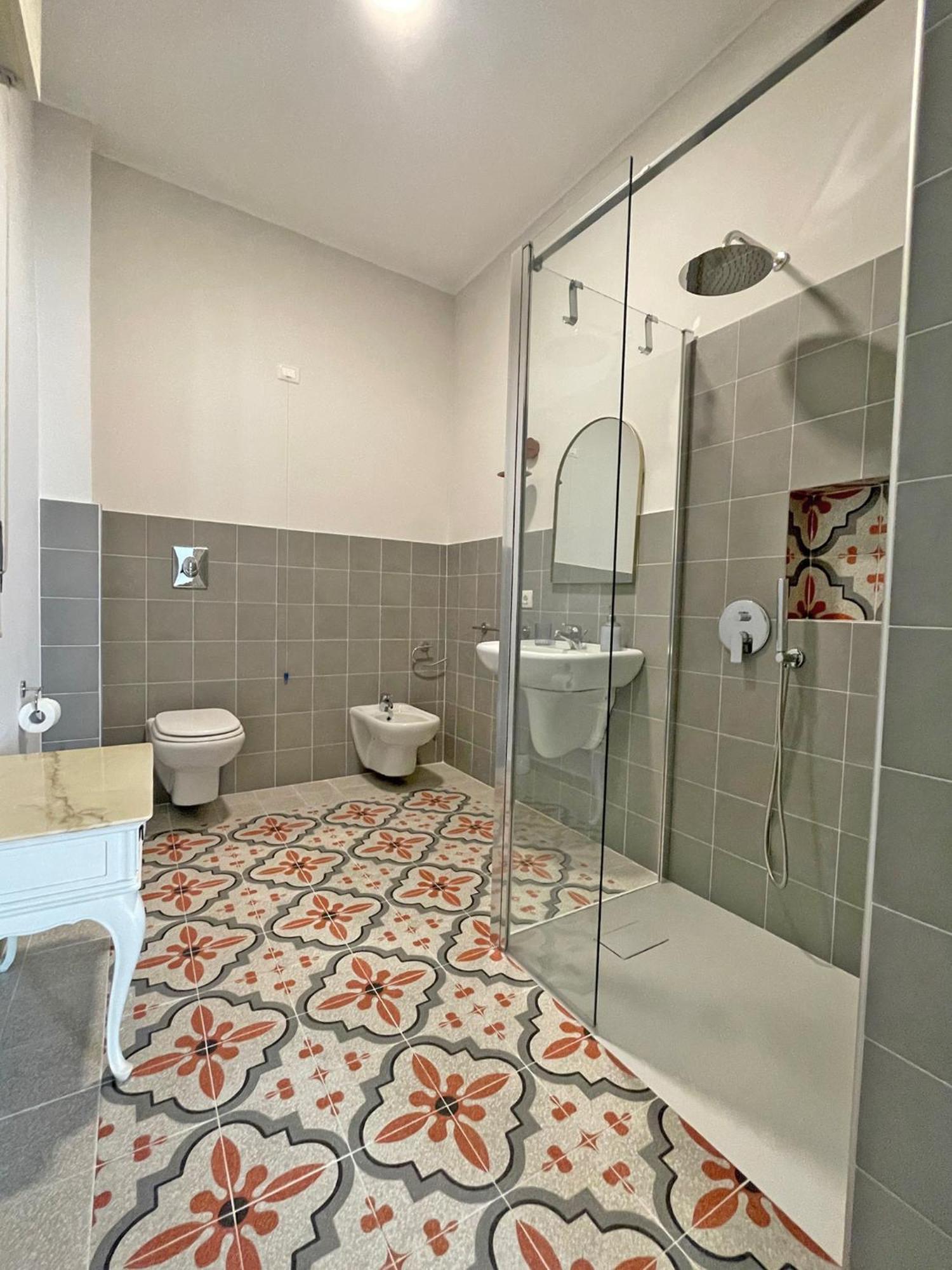 Isola - Smart Aparthotel Месина Екстериор снимка